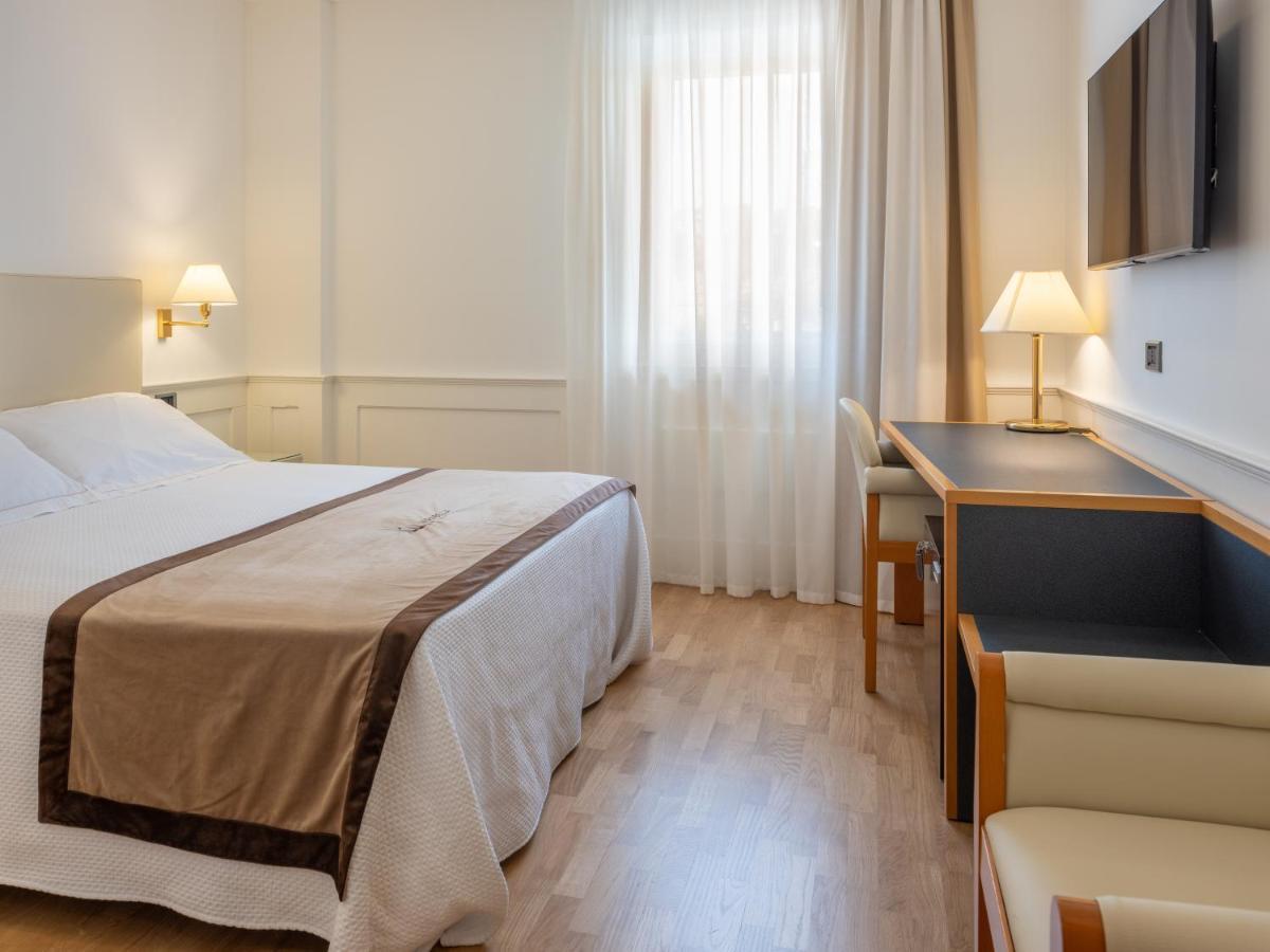 Mirabella Hotel Mirabella Eclano ภายนอก รูปภาพ