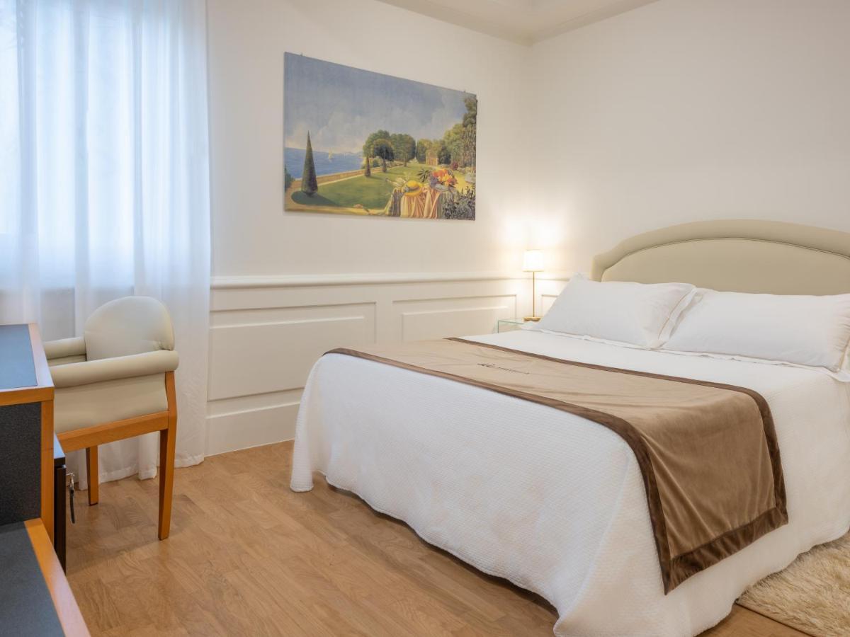 Mirabella Hotel Mirabella Eclano ภายนอก รูปภาพ