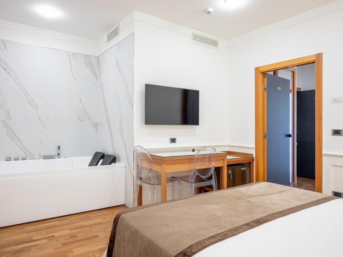 Mirabella Hotel Mirabella Eclano ภายนอก รูปภาพ