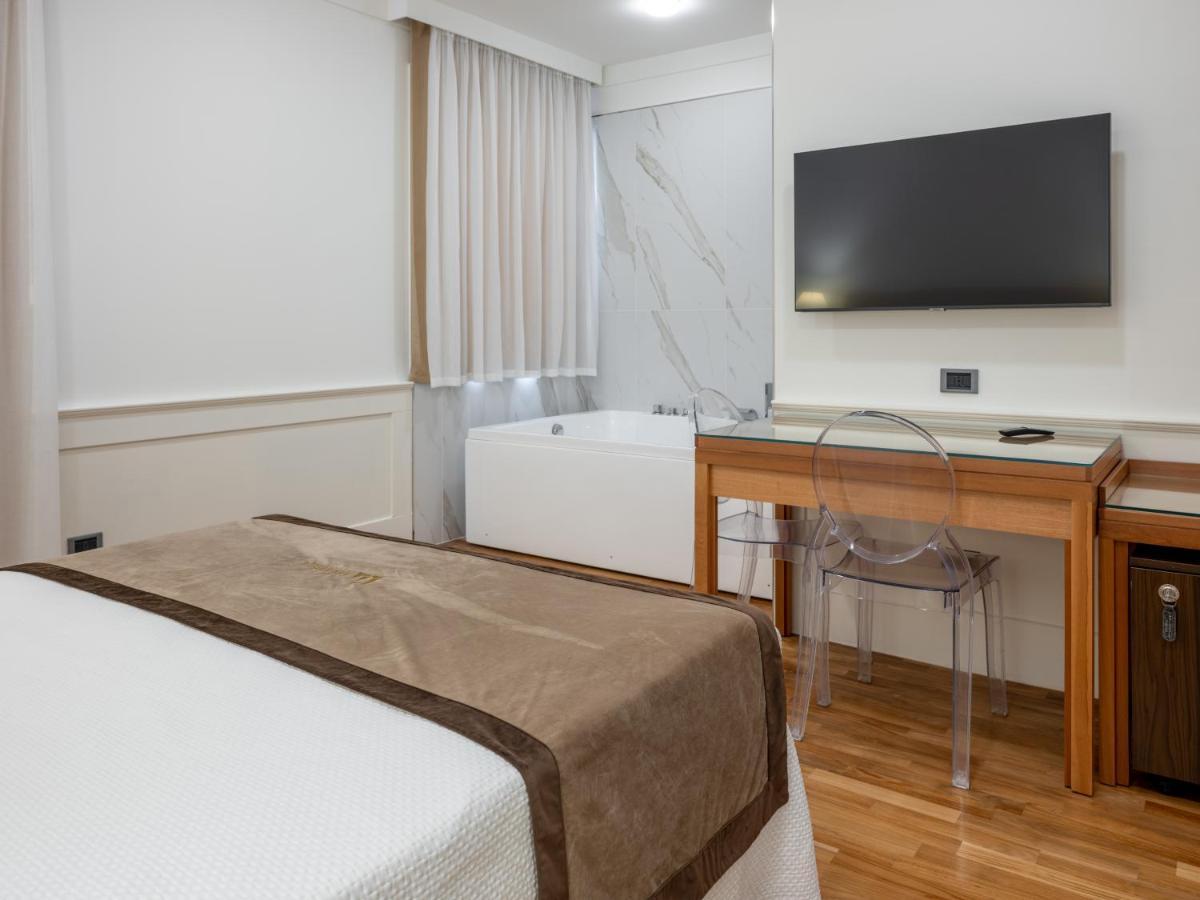 Mirabella Hotel Mirabella Eclano ภายนอก รูปภาพ