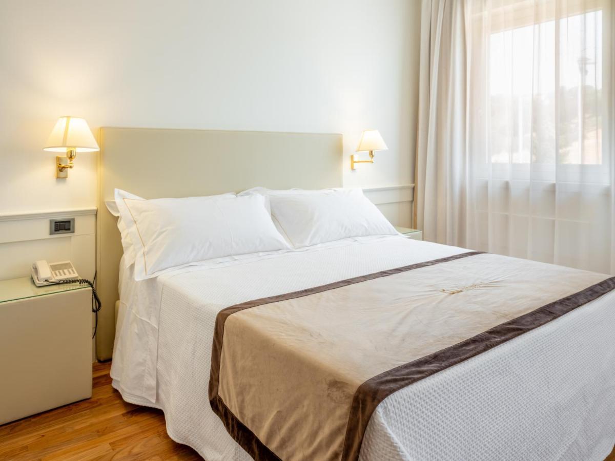 Mirabella Hotel Mirabella Eclano ภายนอก รูปภาพ