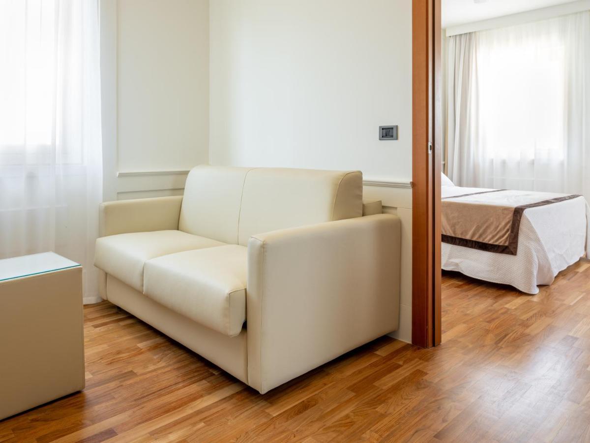 Mirabella Hotel Mirabella Eclano ภายนอก รูปภาพ