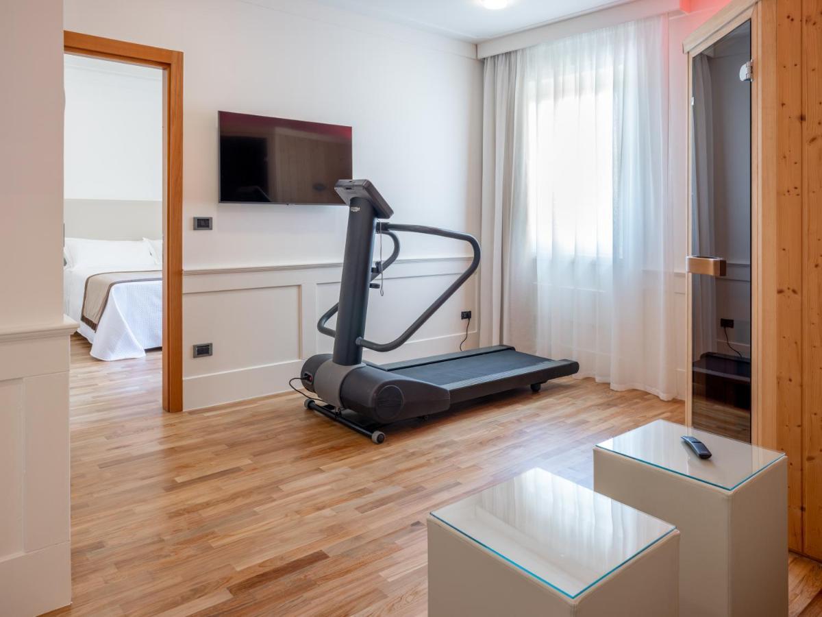 Mirabella Hotel Mirabella Eclano ภายนอก รูปภาพ