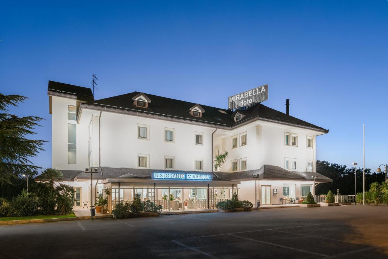 Mirabella Hotel Mirabella Eclano ภายนอก รูปภาพ